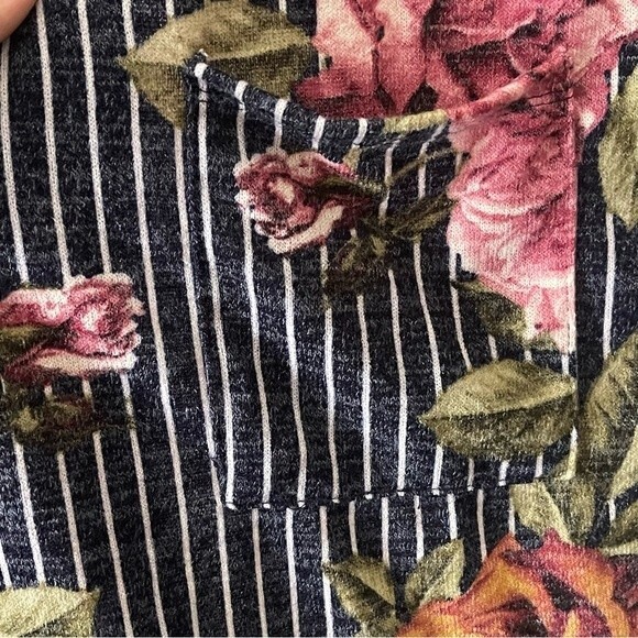 Beeson River Long Sleeve Cardigan Duster Floral & Stripes Small - NWOT - Picture 8 of 8